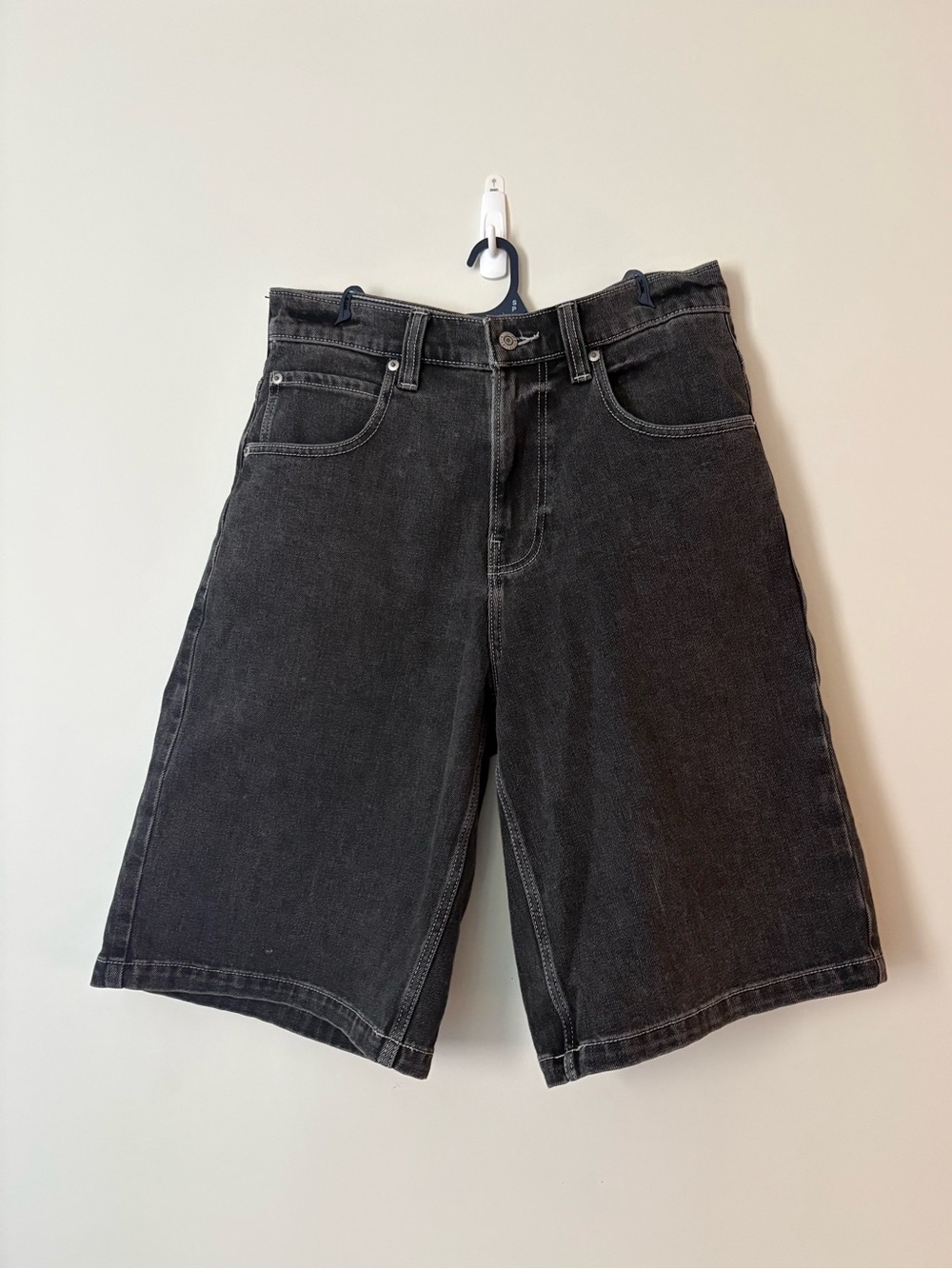 Hollister Men's Black Super Baggy Jean Shorts